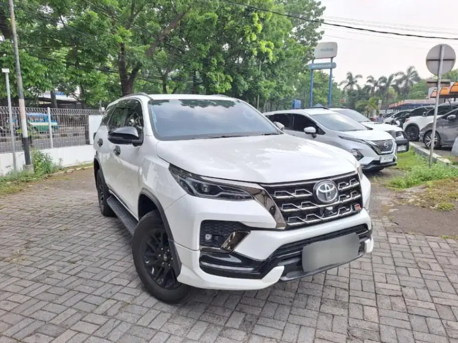 [OLXmobbi] PAJAK PANJANG - TOYOTA FORTUNER 2.8 VRZ GR SPORT MATIC 2024
