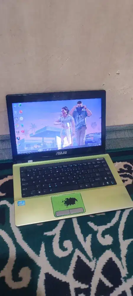 Laptop asus core i3