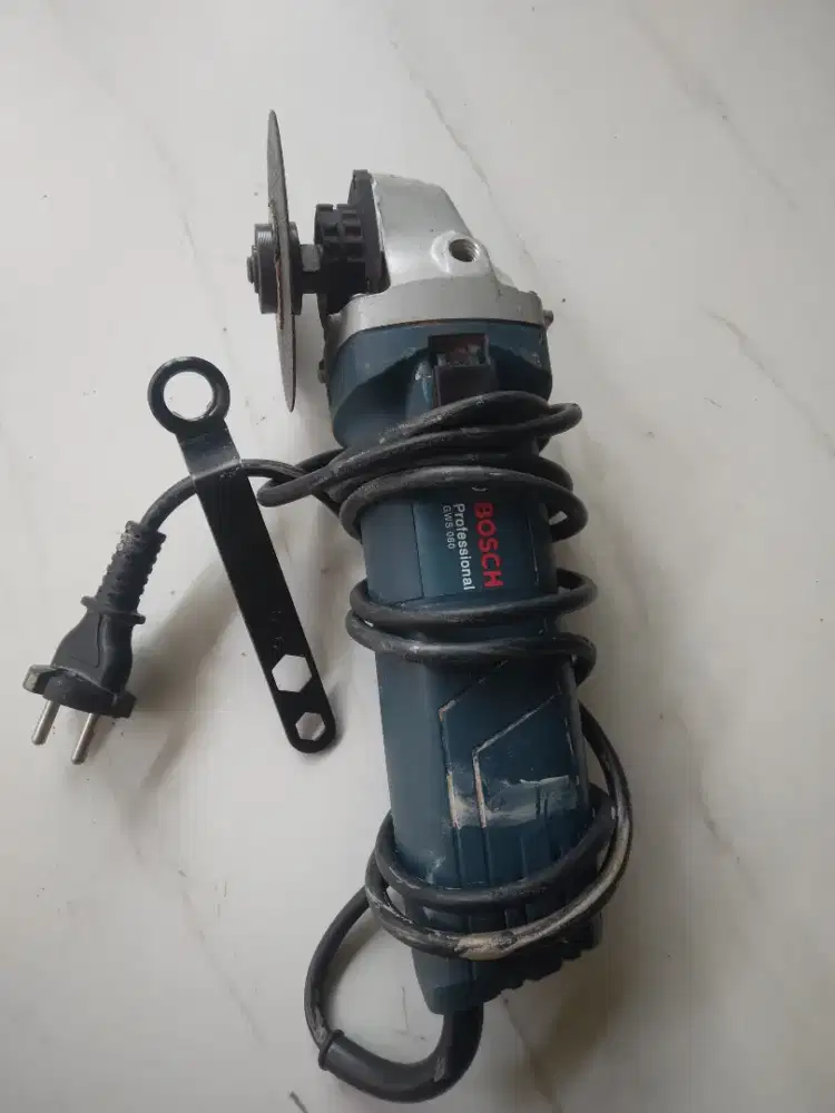 Di jual grinda Bosch