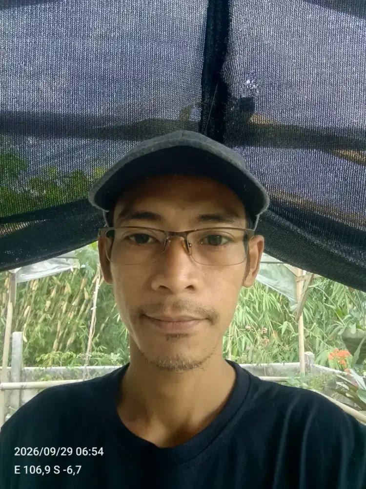 Cari kerja serabutan juga tidak apa.
