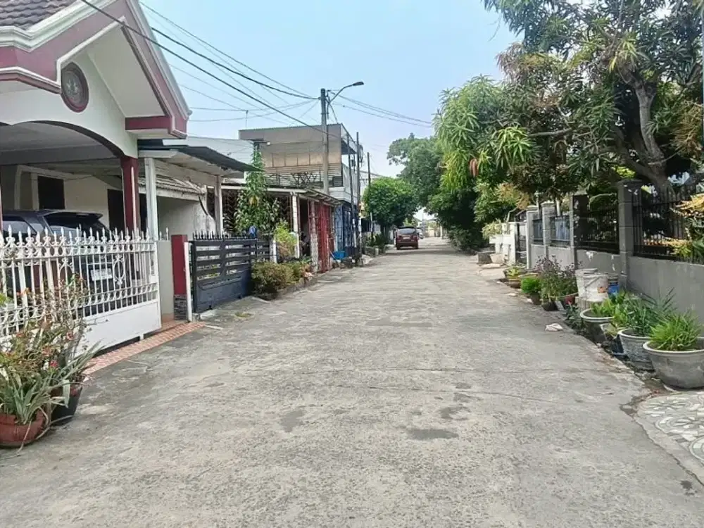 DIJUAL RUMAH KOMPLEK KEDAMAIAN PERMAI DEKAT SEKOLAH FAVORIT PALEMBANG