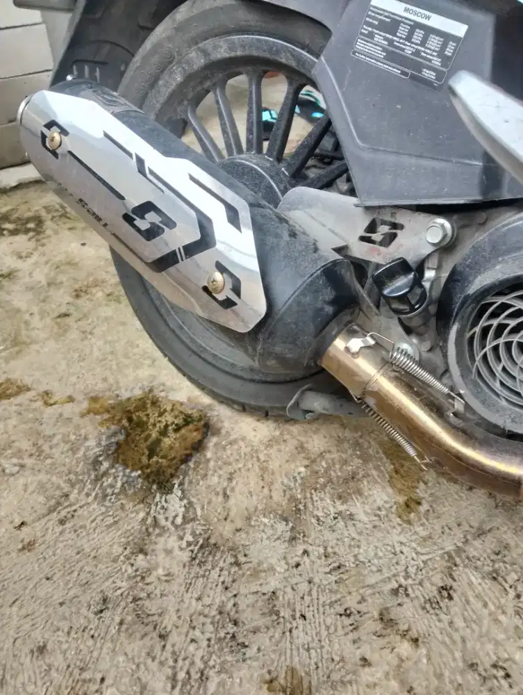 Kenalpot motor scoopy