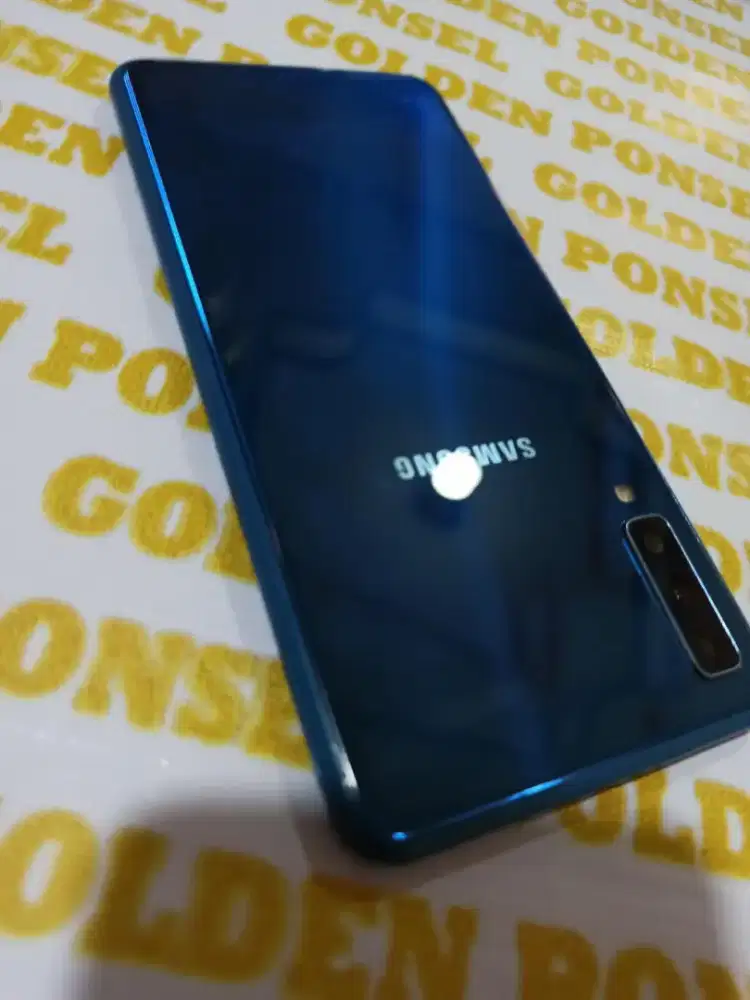 Galaxy A7-Finger.4G.Ram 4/64GB #GOLDEN PONSEL