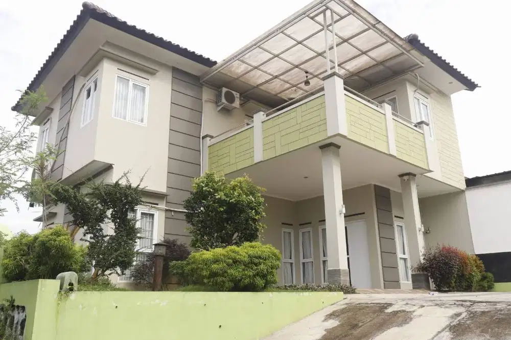 Rumah tinggal nyaman asri strategis deket pusat kota