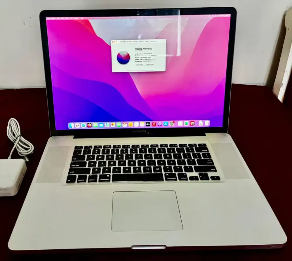 Macbook Pro 2011 17inch