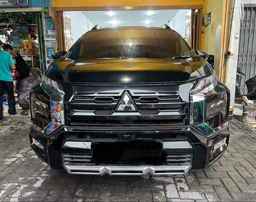 (TDP 60 JUTA!) Mitsubishi Xpander Cross 1.5L Plus Automatic Hitam 2023