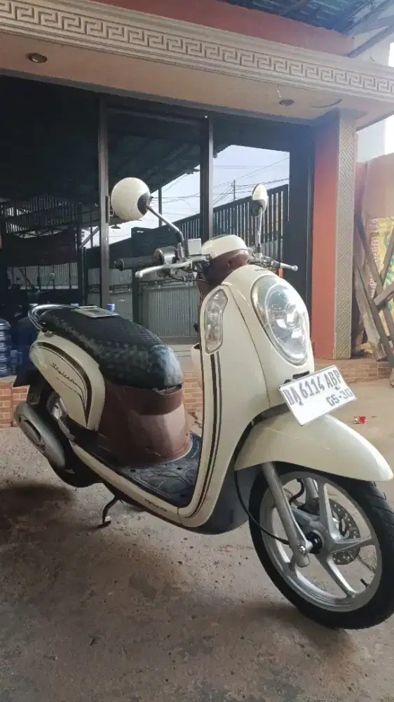 Dijual honda scopy thn 2015 staylis