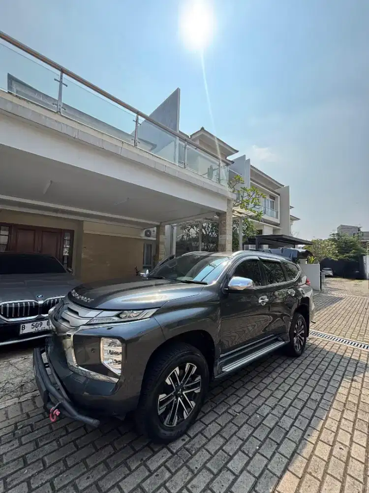 Mitsubishi Pajero Sport Dakar Direct Owner