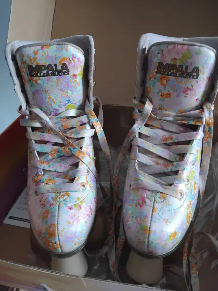 Dijual sepatu rolerskates merk Impala ukuran 39