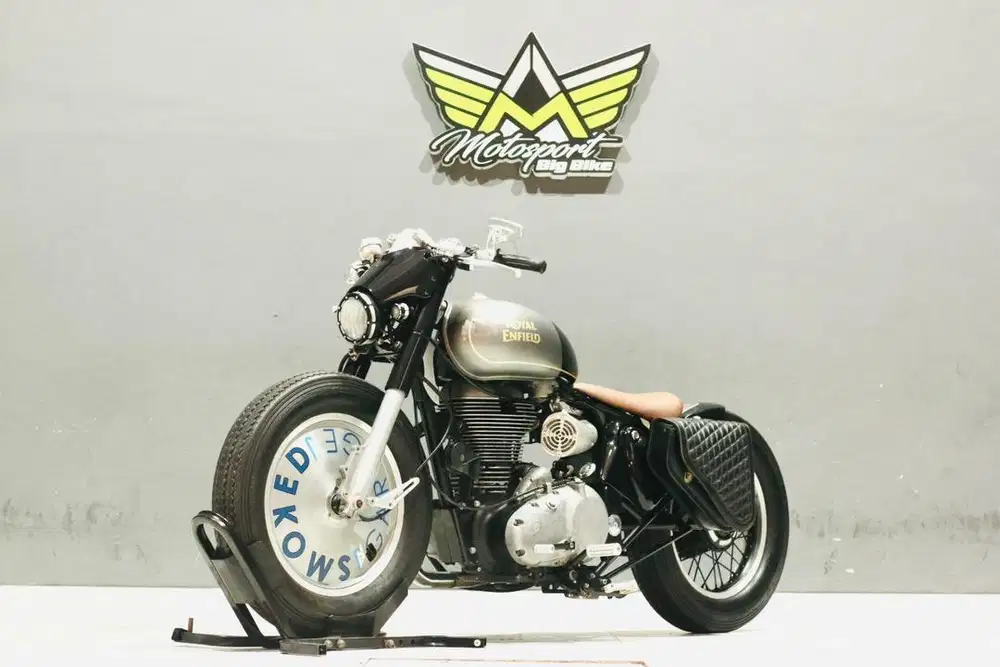 Royal enfield Bullet Classic 500 Custom interceptor himalaya bullet350