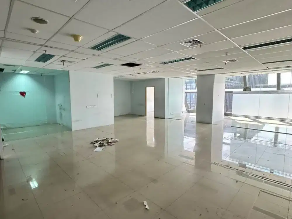 Rent Office Space Lavenue Luas 200m2 Pasar Minggu