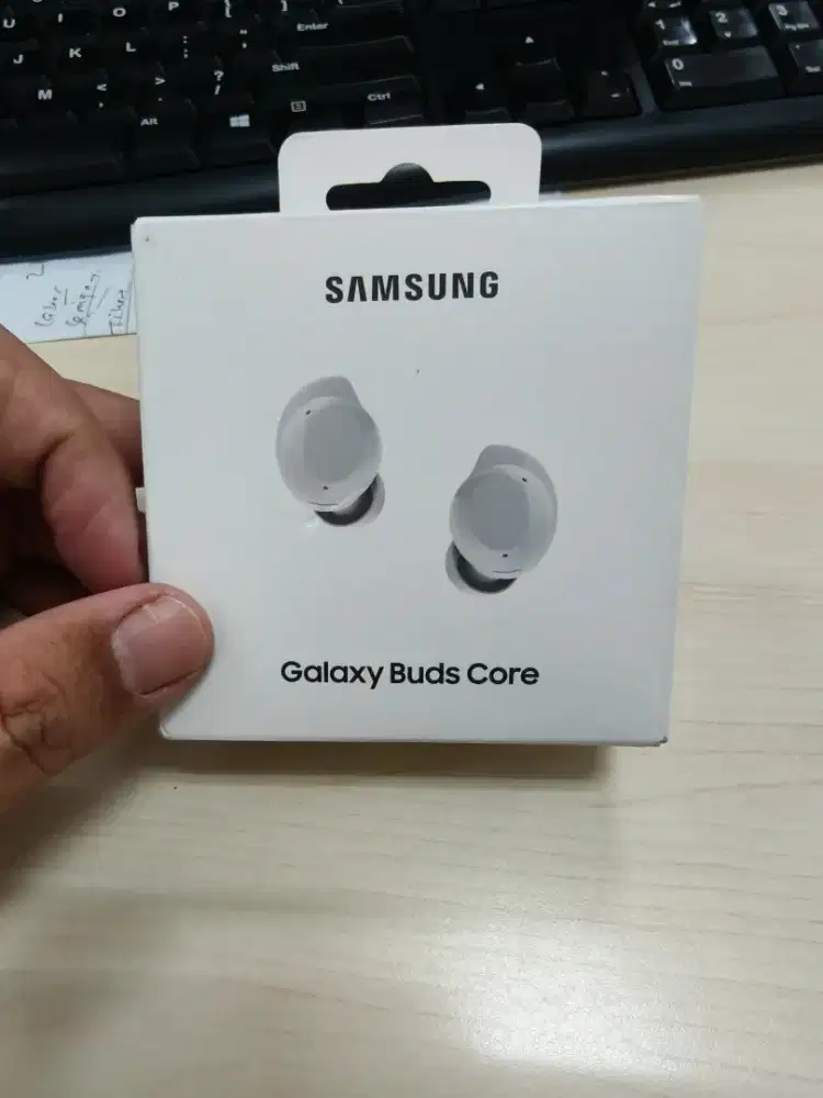 Earphone TWS Samsung Galaxy Buds Core