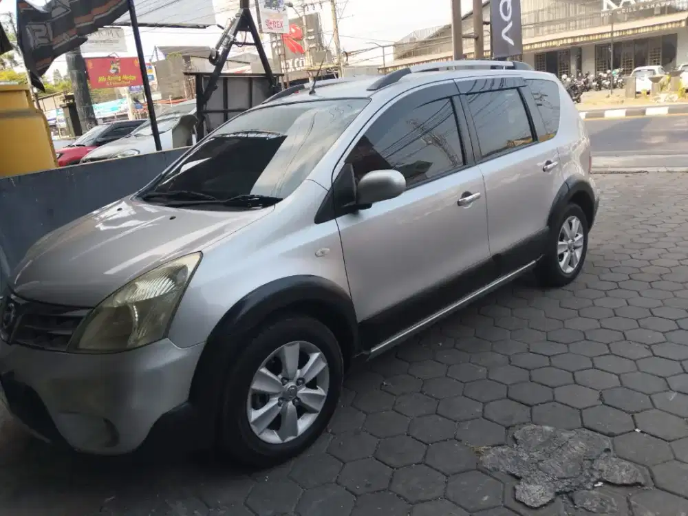 Jual livina x gear 2010 tipe tertinggi