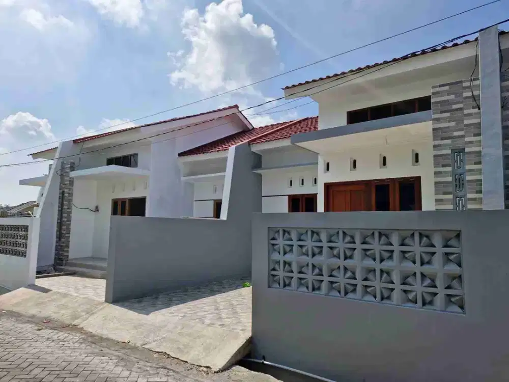 Rumah Siap Huni & Pesan Bangun Bagus Murah 400 juta-an di Tlogomulyo Pedurungan Semarang