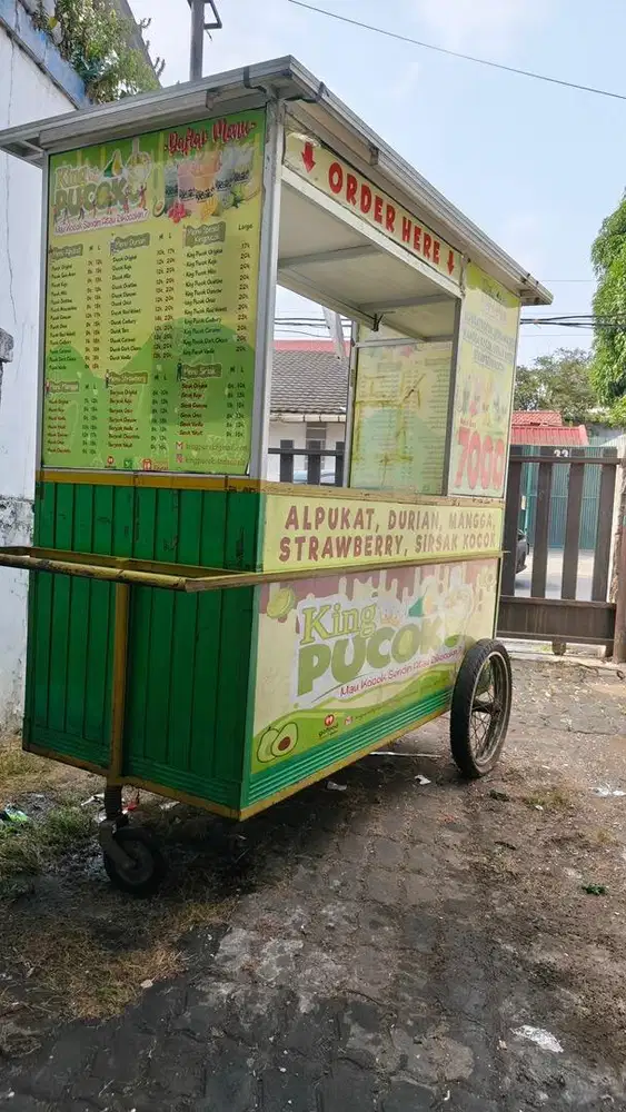 Dijual Gerobak Roda ex Alpukat King Pucok, kokoh dan besar