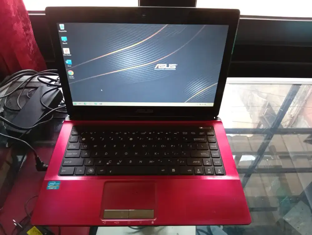 Laptop Asus core i3