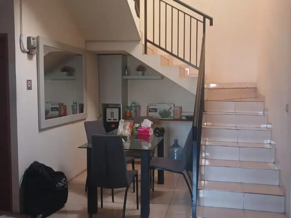 Dijual Rumah Kos 8 Kamar di Jl. Unta Pondok Ranji Ciputat