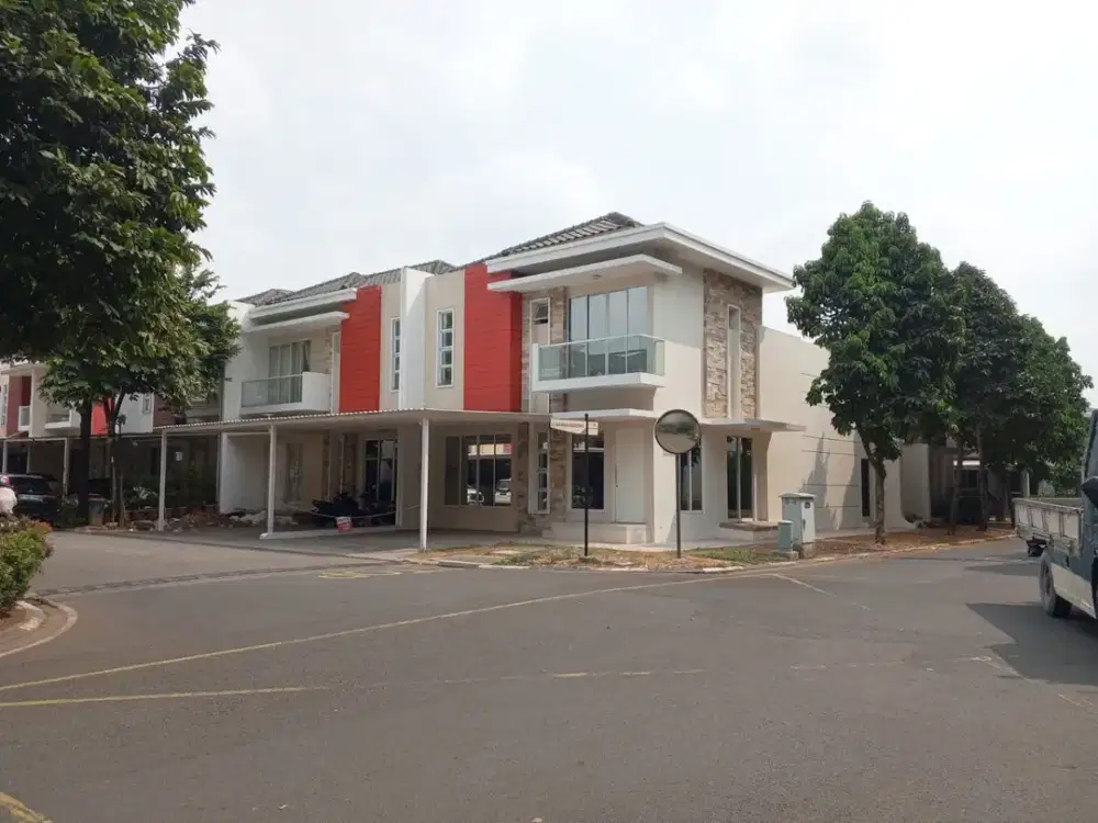 DISEWAKAN RUMAH GREEN LAKE CITY AUSTRALIA BOULEVARD TYPE EKSKLUSIF 9x20m