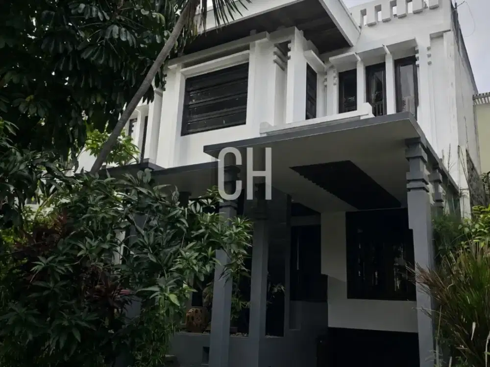 Dijual Rumah Tropis Mewah Fully Furnished di Kawasan Cibubur