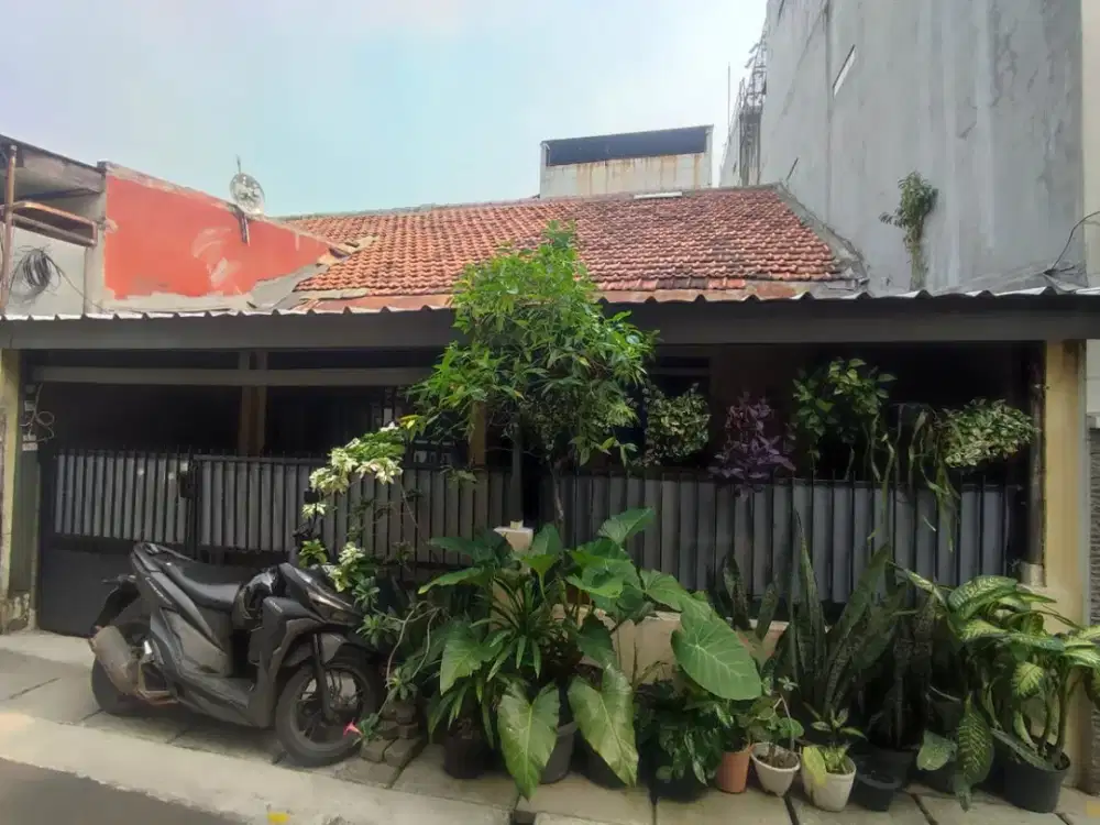 Dijual rumah di bendungan hilir Jakarta pusat