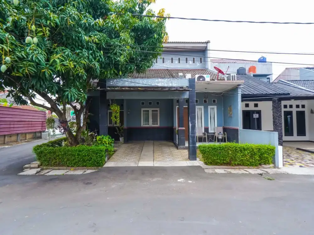 Rumah Hook 11 Menit ke Pintu Tol Sawangan 1 LT 115 Hadap Utara J-56390