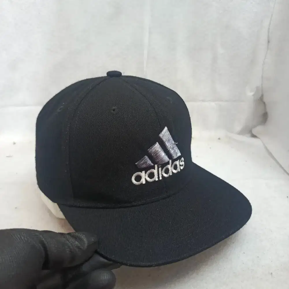 Topi Snapback Adidas Bordir Logo Hitam Casual Sports Cap Unisex Adjust
