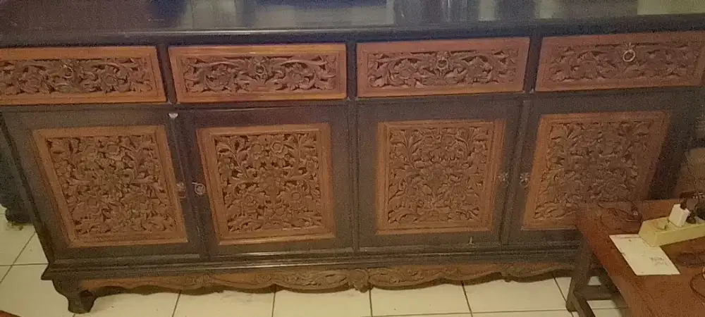 Bufet, Lemari pendek,kayu jati ukiran