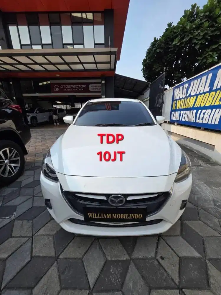 Mazda 2 R Matic Tahun 2014 Kondisi Mulus Terawat Istimewa Seperti Baru