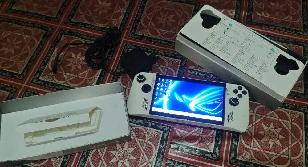 Asus Rog Ally Z1 Extreme 1TB