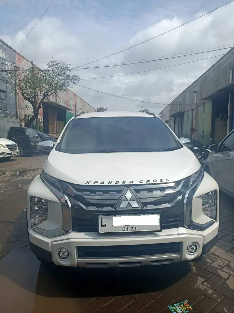 XPANDER CROSS 1.5L PLUS 4X2 AT TAHUN 2020