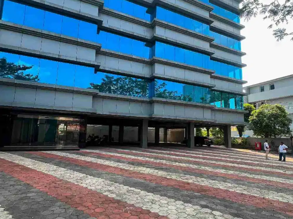 Gedung Baru 5 Lantai Strategis Dekat Tol TB Simatupang Jaksel