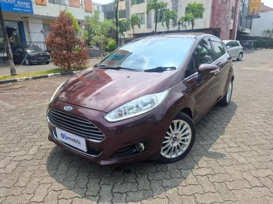 Ford Fiesta 1.5 S Bensin AT 2013 Ungu