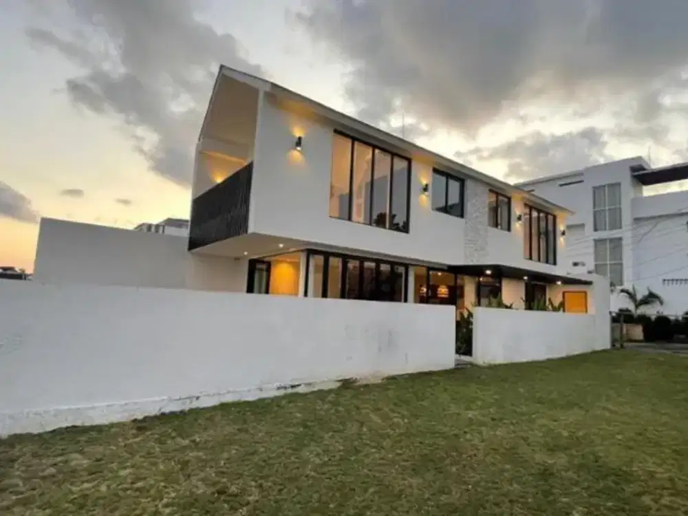 VILLA PRIME DI CEMAGI DENGAN VIEW SAWAH ABADI