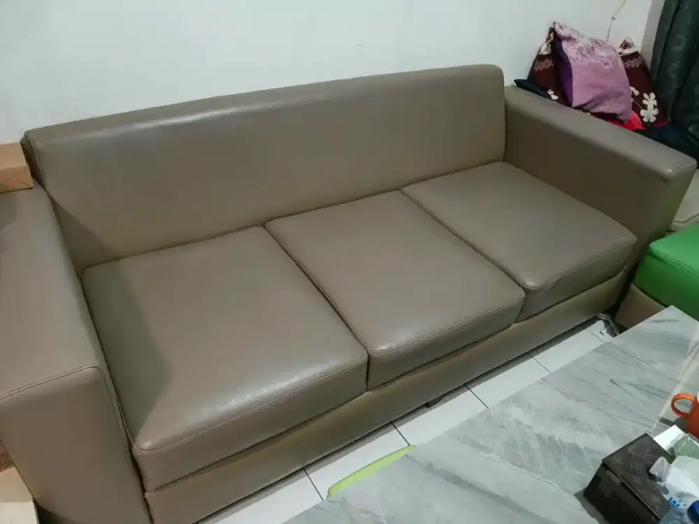 Sofa L ruang tamu