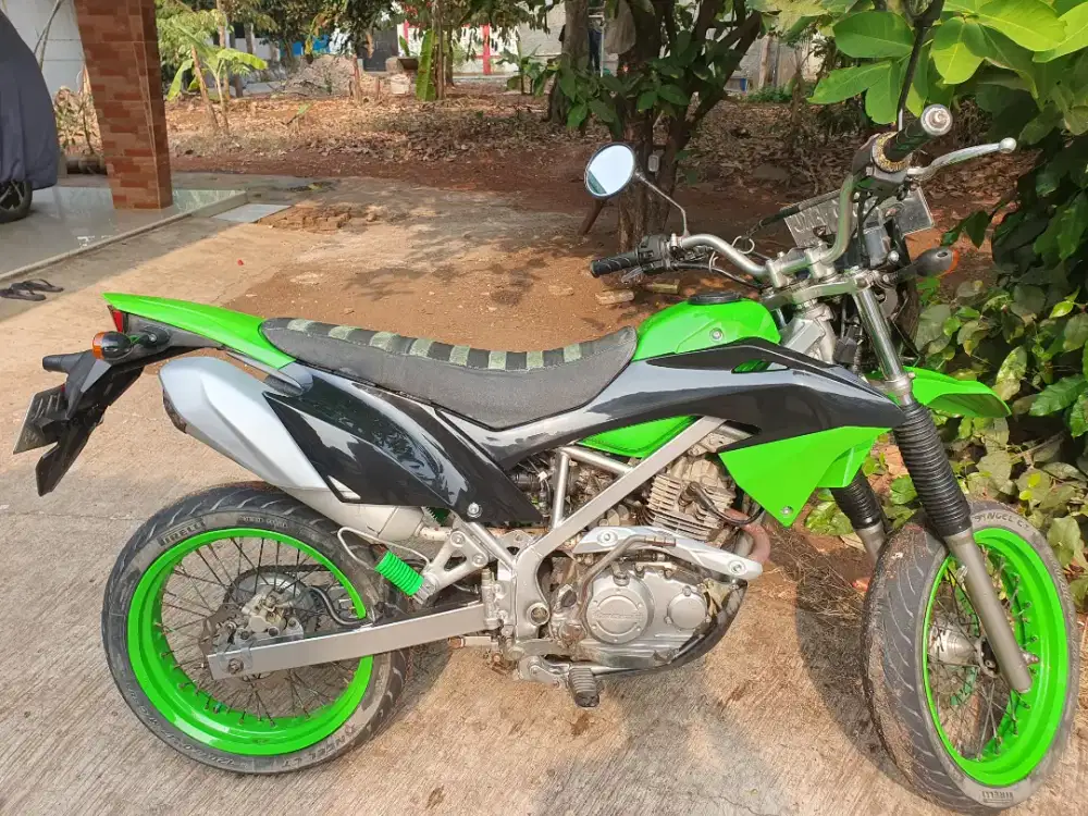 Kawasaki KLX 150 2017 bisa TT hp atau tt motor listrik harga bisa nego