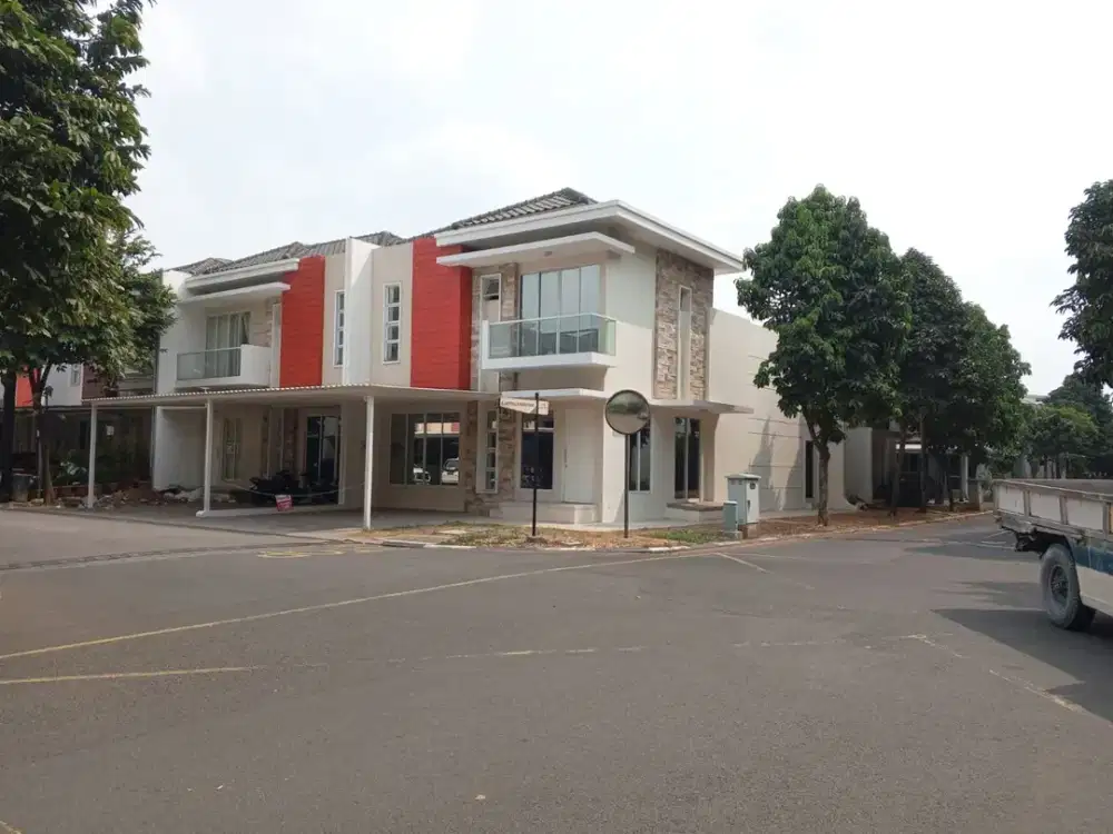 Disewakan Rumah Green Lake City Australia Boulevard Hoek Siap Huni