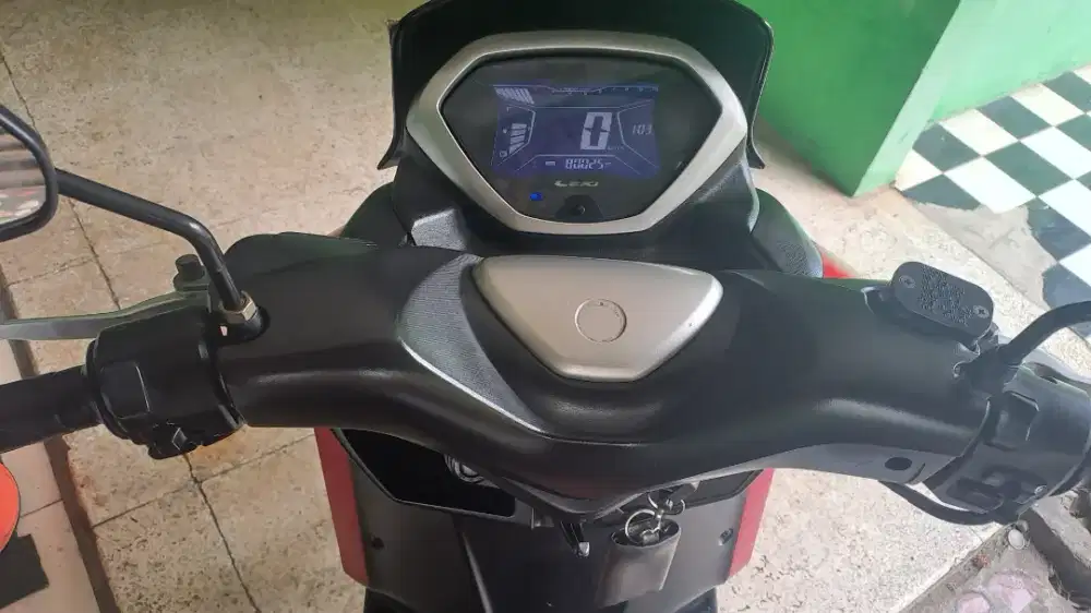Yamaha Lexi 125 Bluecore Lngkp B DKI jkt mesin body ori halus