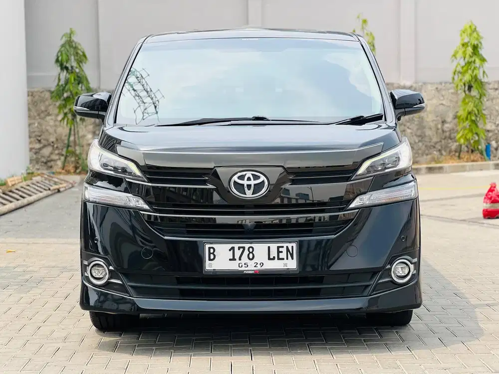 Toyota Vellfire G ATPM 2017, HITAM Km 80rban