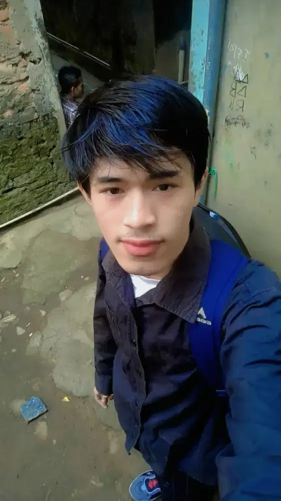 MENCARI PEKERJAAN