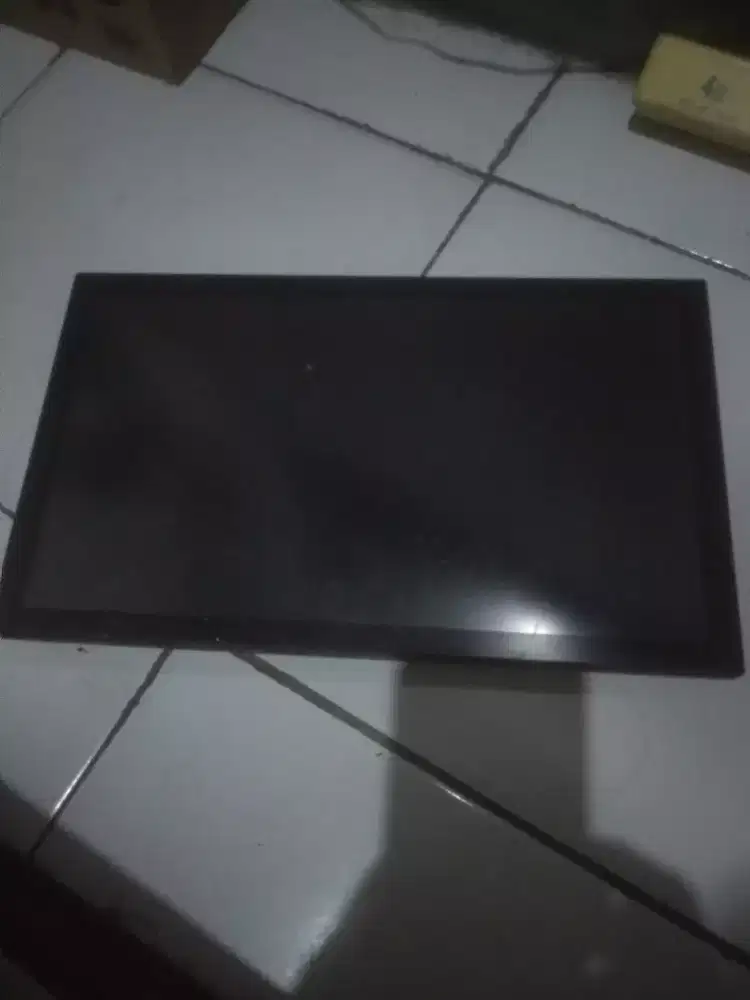 Samsung smart signage qb13r-t 13 normal