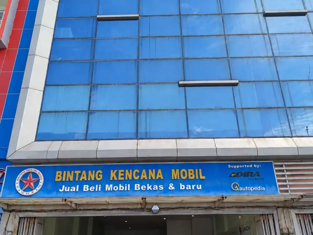 Ruko Showroom 3 Lantai Siap Usaha Jl. Danau Singkarak Medan