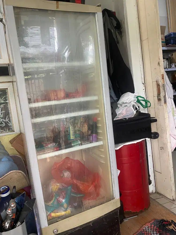 Showcase chiller murah