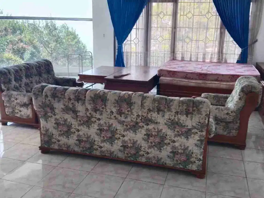 Dijual cepat villa di Lembang Bandung