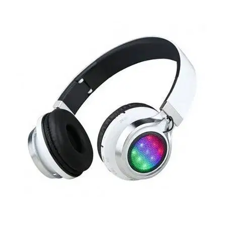 Karyawati Toko Gadget