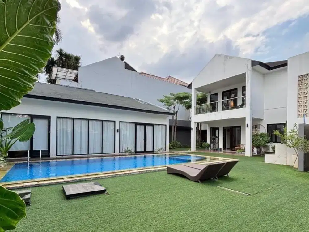 Dijual Rumah Mewah Tanah Luas di Kawasan Cinere Depok Dengan Private Pool ND-19284