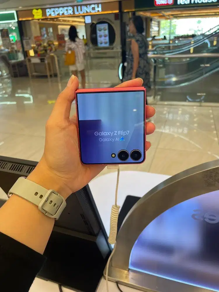 SAMSUNG GALAXY ZFLIP 7 POTONGAN CASHBACK UP TO 3.5JT (BISA CICILAN)
