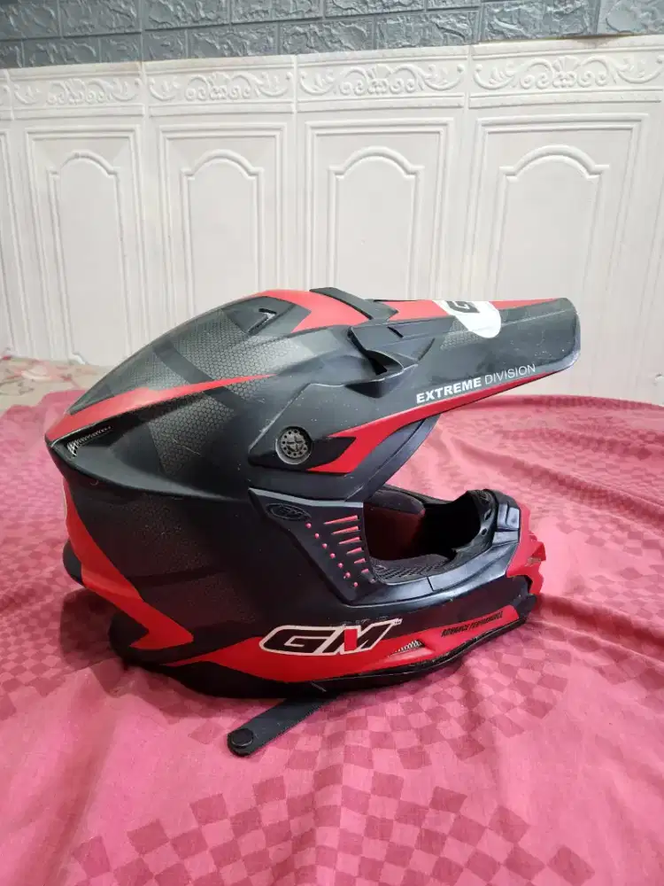 Helm GM Motocoss