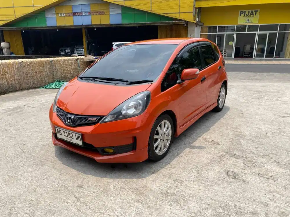 Honda Jazz 1.5 RS AT 2013 H is bisa tukar tambah sekoto badas kediri