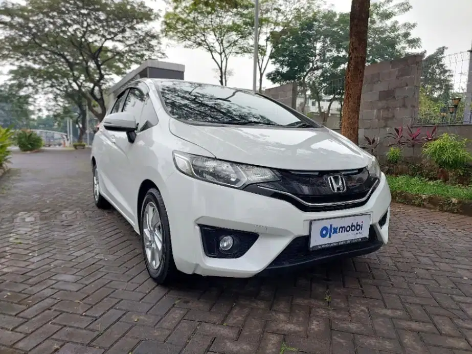 DP MURAH Honda Jazz 1.5 S Bensin-AT 2018 Putih CJUIB