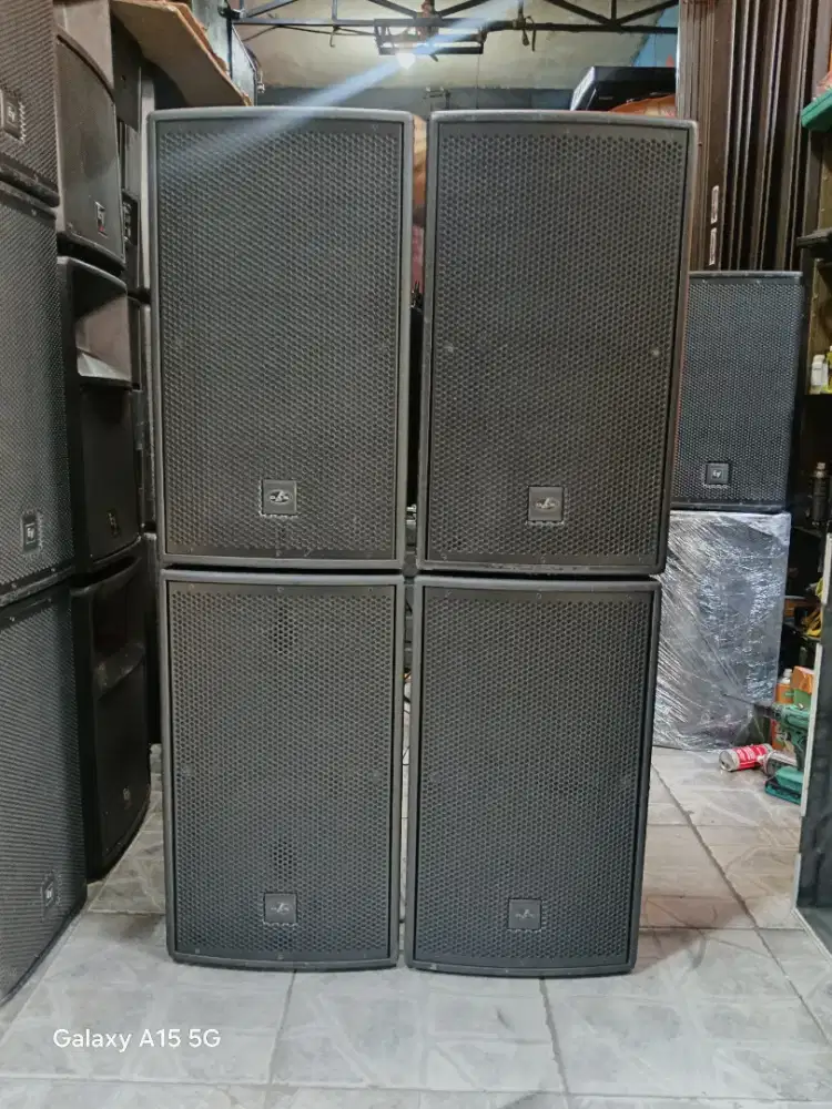 Speaker DAS action 12A